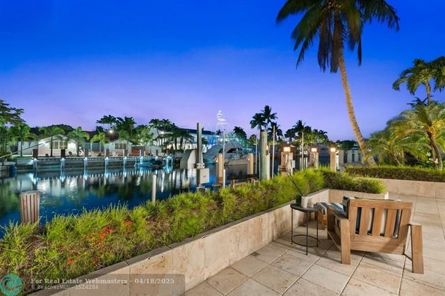 2 of 56 - 2809 Ne 25 St, Fort Lauderdale, FL