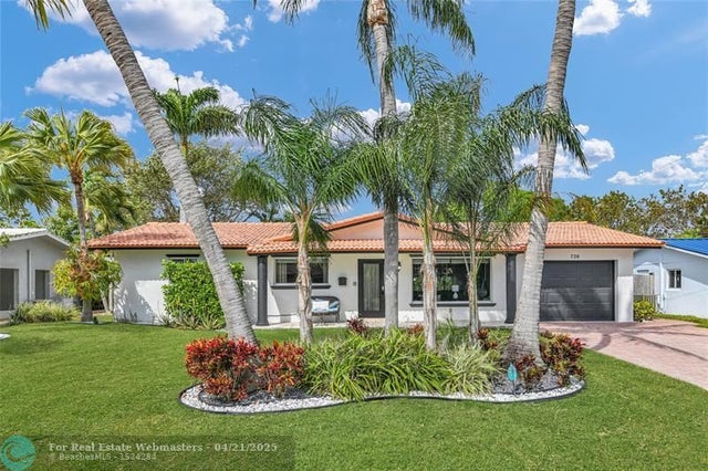 1 of 50 - 739 Se 9th Avenue, Deerfield Beach, FL