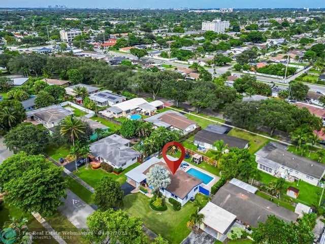 5 of 19 - 315 S 57th Ave, Hollywood, FL
