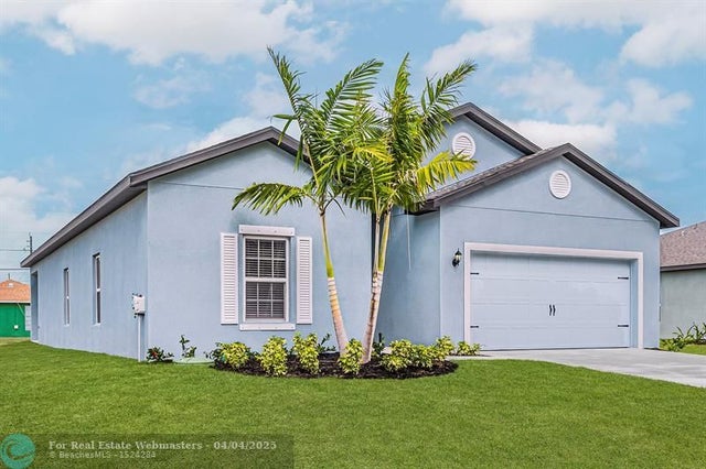 2 of 18 - 2001 Sw Algiers St, Port St. Lucie, FL