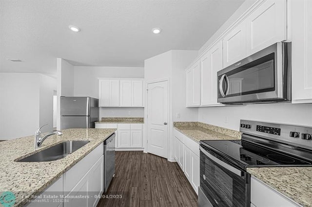 4 of 18 - 2001 Sw Algiers St, Port St. Lucie, FL