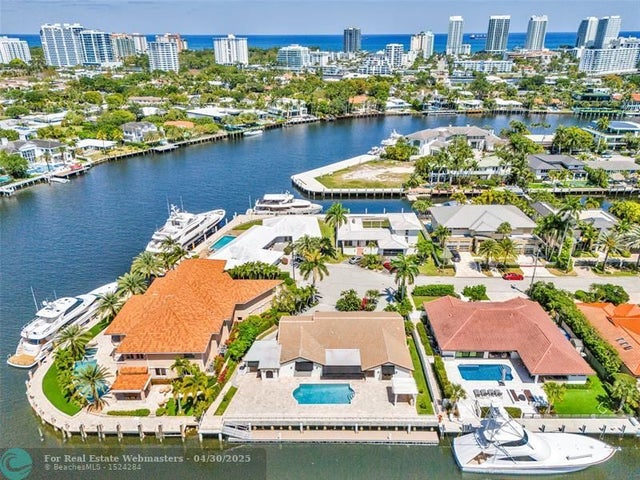 2 of 77 - 633 4th Key Dr, Fort Lauderdale, FL