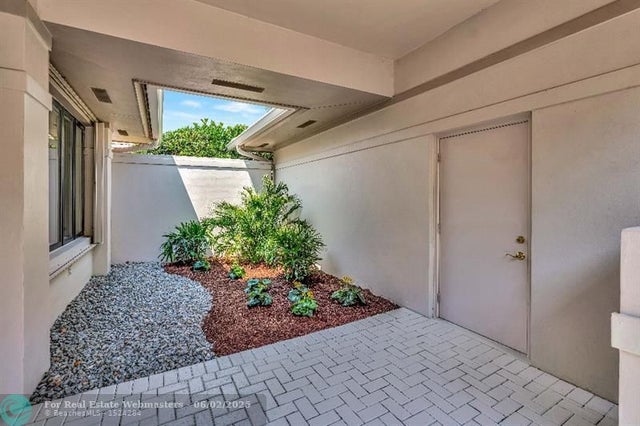 5 of 50 - 6102 Se Oakmont Pl, Stuart, FL