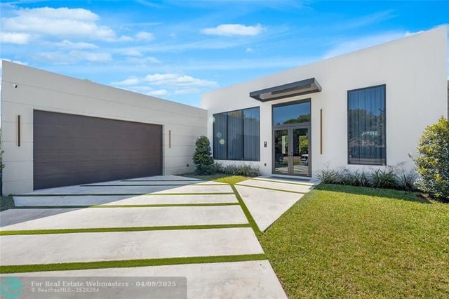 2 of 24 - 1000 Sw 93rd Ave, Plantation, FL