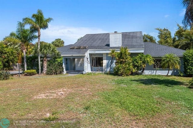 1 of 33 - 232 River Walk Dr, Melbourne Beach, FL