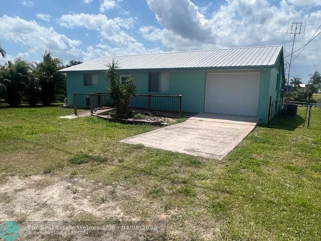1 of 16 - 1532 Hunter Rd, Okeechobee, FL