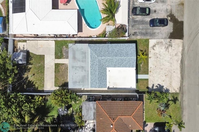 3 of 40 - 1010 N 16th Ave, Hollywood, FL