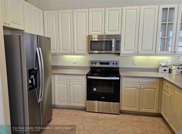3 of 18 - 532 Ne Canoe Park Cir, Port St. Lucie, FL