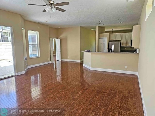 5 of 18 - 532 Ne Canoe Park Cir, Port St. Lucie, FL