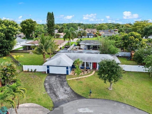 2 of 38 - 8520 Sw 26th St, Davie, FL