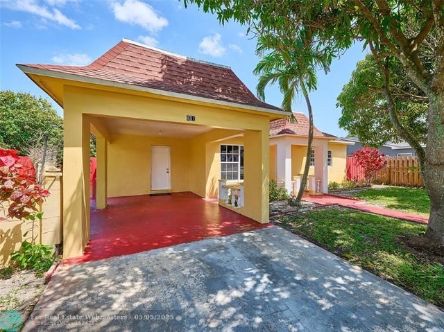 881 Sw 49 Way, Margate