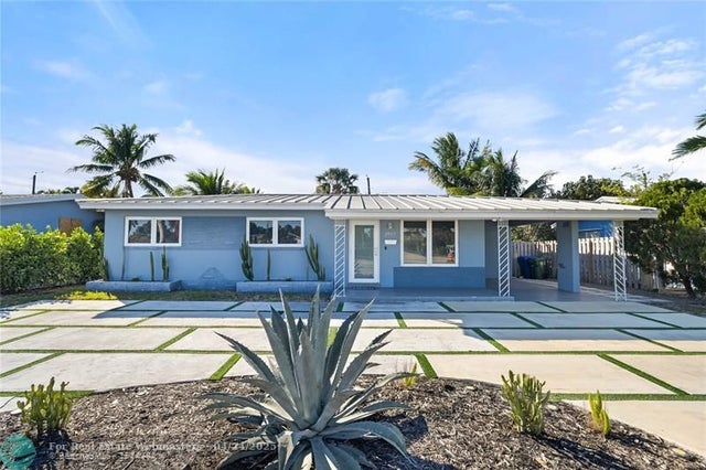 1 of 21 - 2917 Nw 9th Ave, Wilton Manors, FL