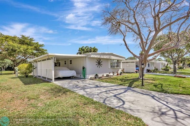 1 of 48 - 8409 Chisum Trl, Boca Raton, FL