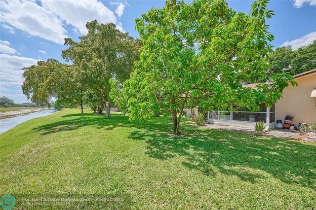4 of 28 - 7708 Margate Boulevard, Margate, FL