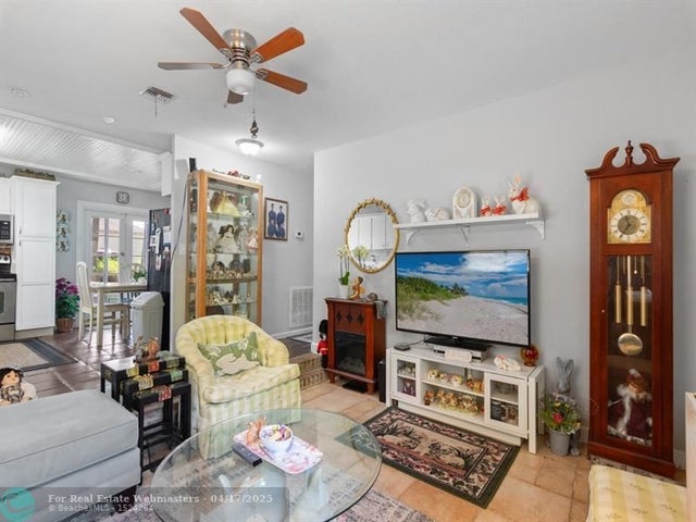 4 of 21 - 1306 23rd Ave, Vero Beach, FL