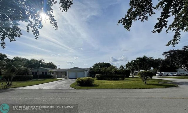1 of 26 - 18250 Sw 88th Pl, Palmetto Bay, FL