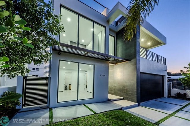 2 of 47 - 3304 Ne 14th Ct, Fort Lauderdale, FL