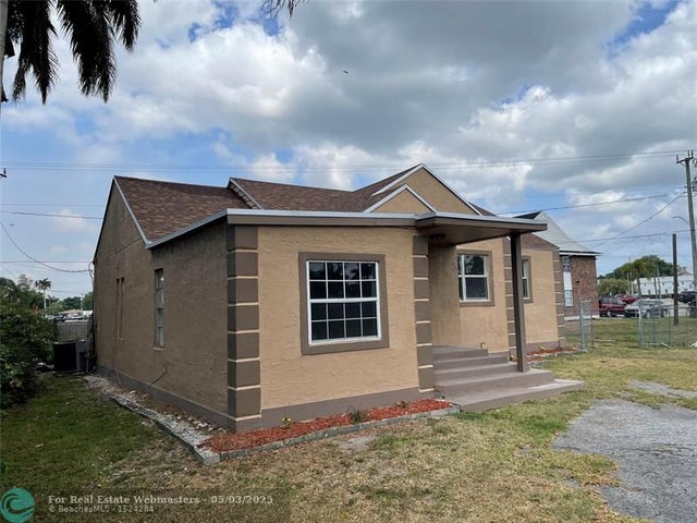 1 of 8 - 554 Se 1st St, Belle Glade, FL