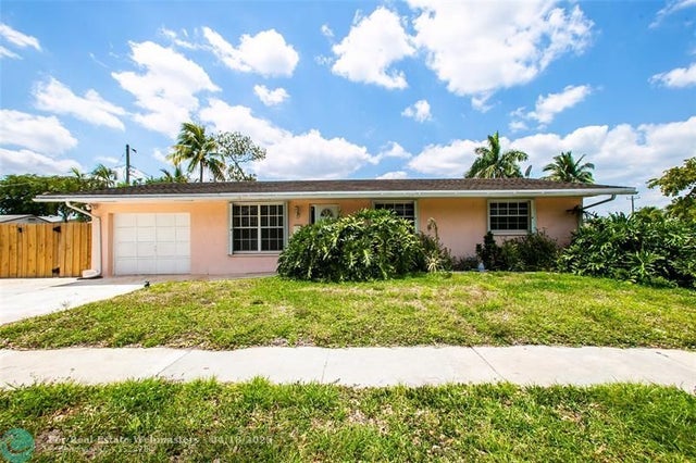 1 of 17 - 6600 Liberty St, Hollywood, FL