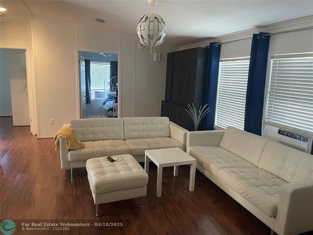 5 of 14 - 8540 Sw 23rd Pl, Davie, FL