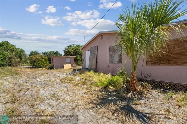 5 of 14 - 4250 29th Ave, Vero Beach, FL