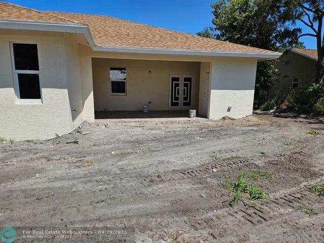 2 of 35 - 1908 Sw Americana St, Port St. Lucie, FL