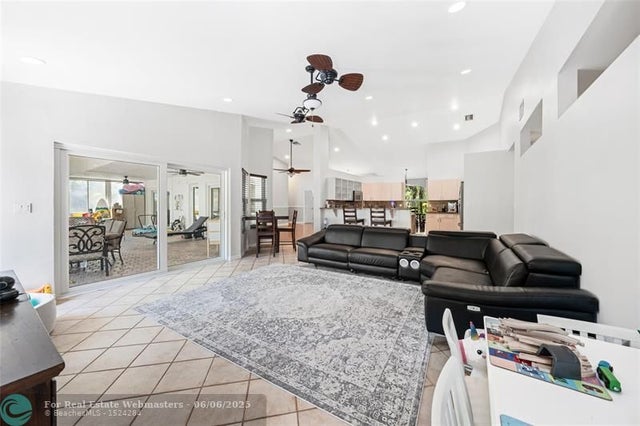 3 of 51 - 14463 Sw 16th Ct, Davie, FL