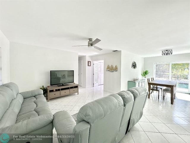 3 of 30 - 22335 Boulder St, Boca Raton, FL
