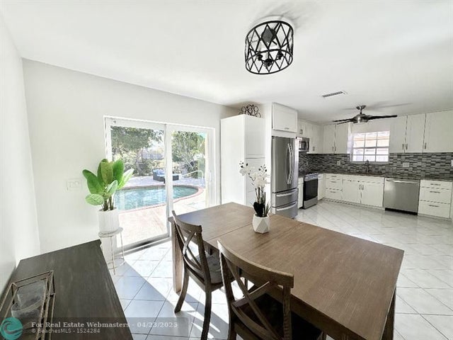 5 of 30 - 22335 Boulder St, Boca Raton, FL