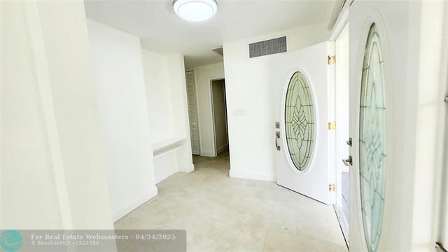 2 of 18 - 1715 York Ct, Fort Pierce, FL