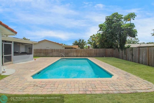 3 of 29 - 11922 Nw 26th Pl, Coral Springs, FL