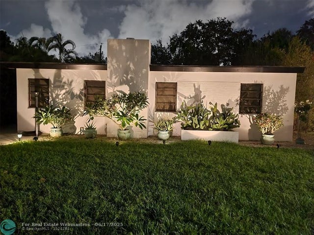 3 of 37 - 1717 Sw 14th St, Fort Lauderdale, FL
