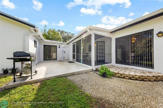 4 of 37 - 1717 Sw 14th St, Fort Lauderdale, FL