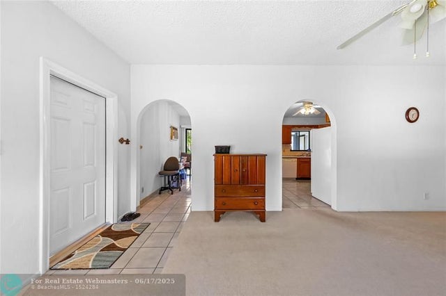 5 of 37 - 1717 Sw 14th St, Fort Lauderdale, FL