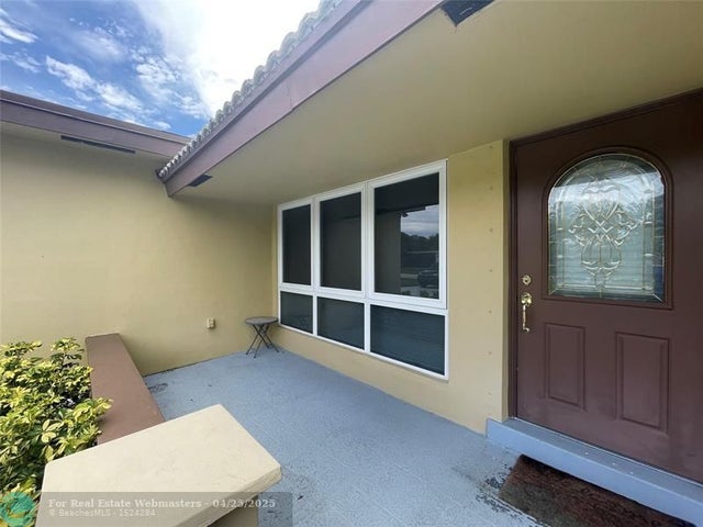 3 of 51 - 201 Sw 7th Ave, Boca Raton, FL