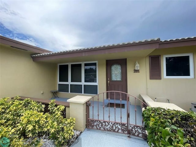 4 of 51 - 201 Sw 7th Ave, Boca Raton, FL