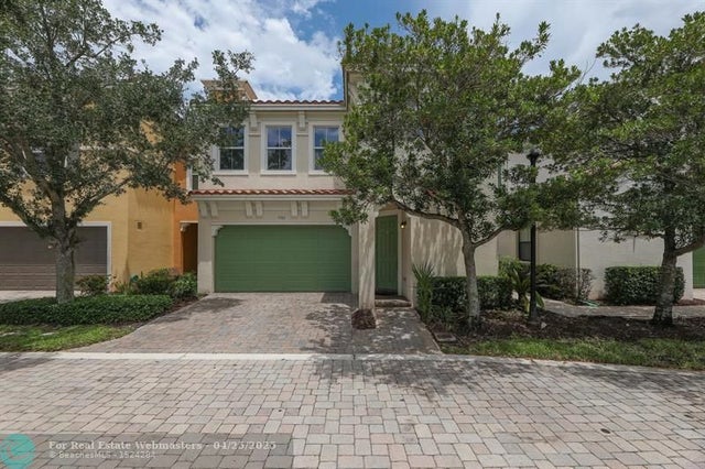 2 of 51 - 3360 Nw 124th Ter, Sunrise, FL