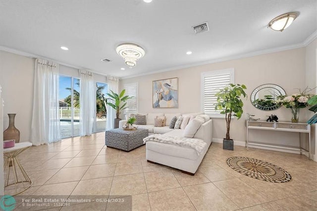 5 of 50 - 7337 Via Leonardo, Lake Worth, FL