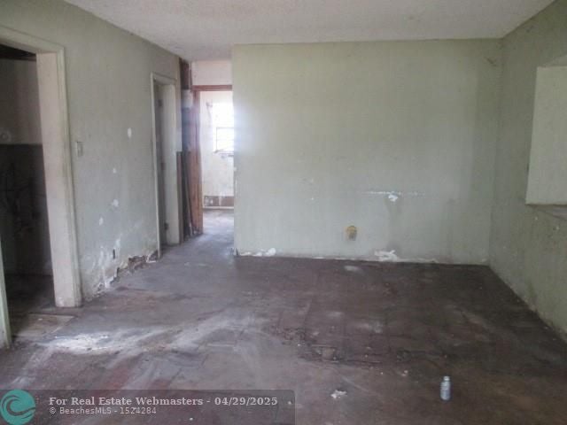4 of 12 - 1770 Nw 25th Ave, Fort Lauderdale, FL