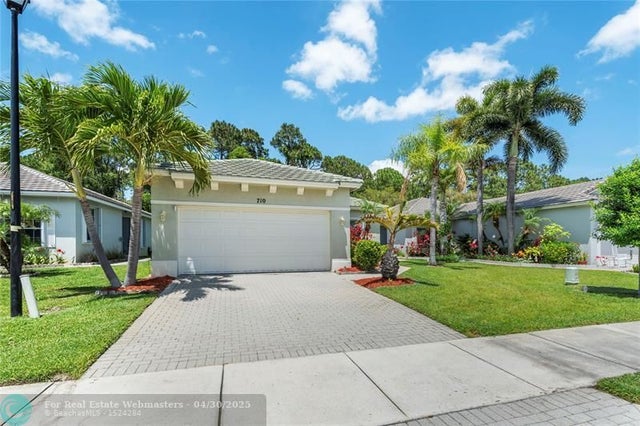 2 of 18 - 710 Sw Rocky Bayou Ter, Port St. Lucie, FL