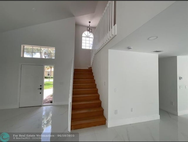 2 of 50 - 6805 Nw 75th Pl, Parkland, FL