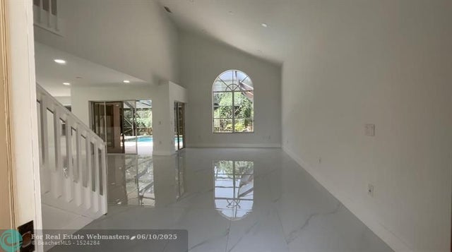 3 of 50 - 6805 Nw 75th Pl, Parkland, FL