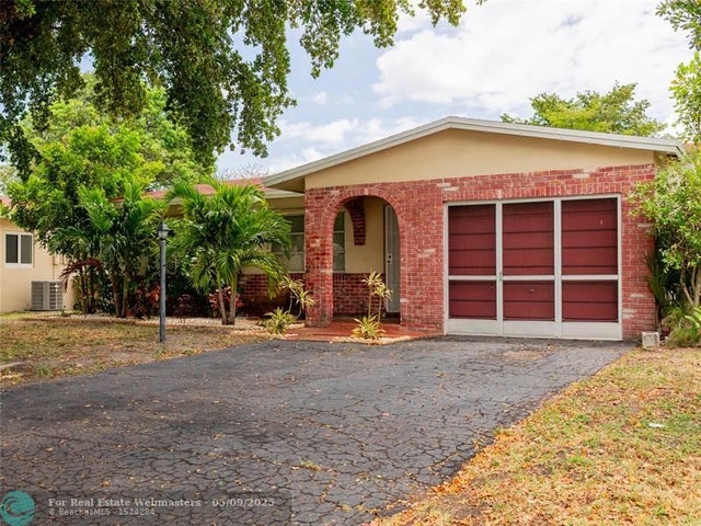 2 of 26 - 1610 Nw 49th Ct, Deerfield Beach, FL