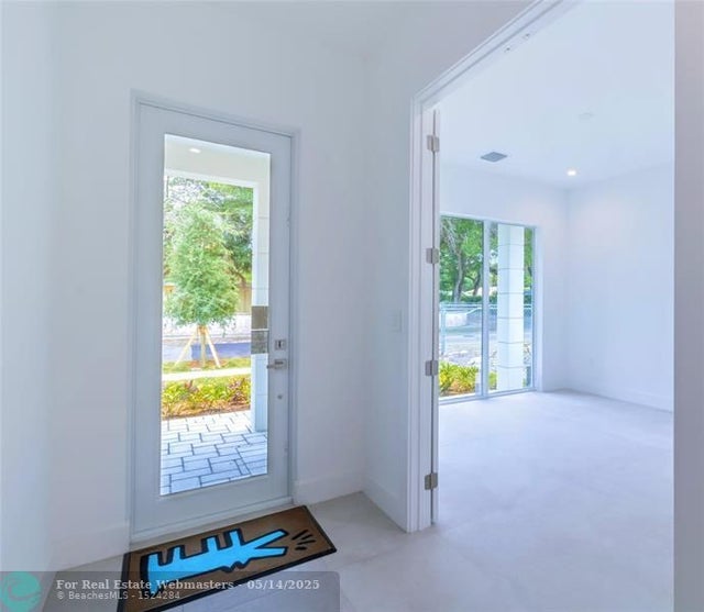 2 of 40 - 1119 Sw 18th St, Fort Lauderdale, FL