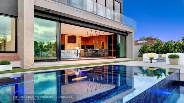 3 of 65 - 321 Se 14th Ave, Pompano Beach, FL
