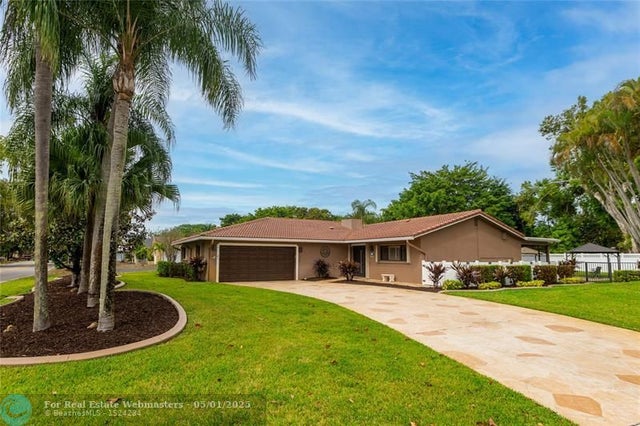 4 of 14 - 9903 Nw 19th St, Coral Springs, FL