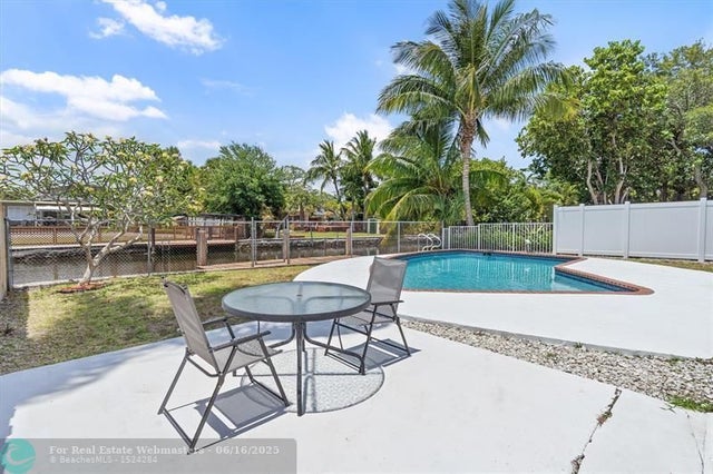 2 of 23 - 723 Sw 8th Way, Fort Lauderdale, FL
