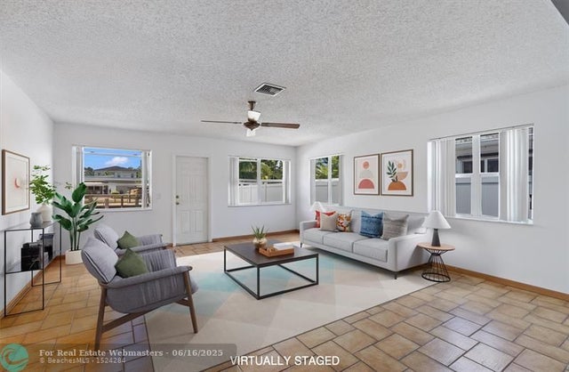 4 of 23 - 723 Sw 8th Way, Fort Lauderdale, FL