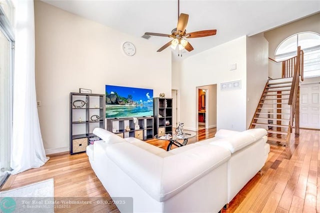 4 of 26 - 1241 S 13th Ave, Hollywood, FL