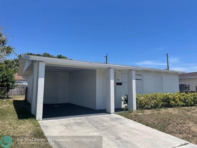 2 of 18 - 1104 W 24th St, Riviera Beach, FL